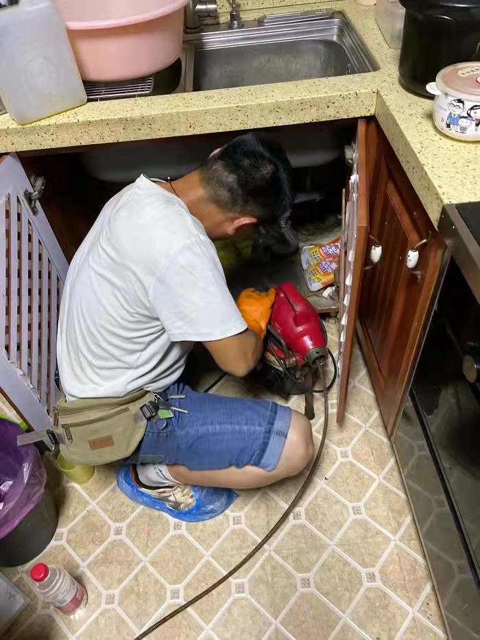牙克石通下水道